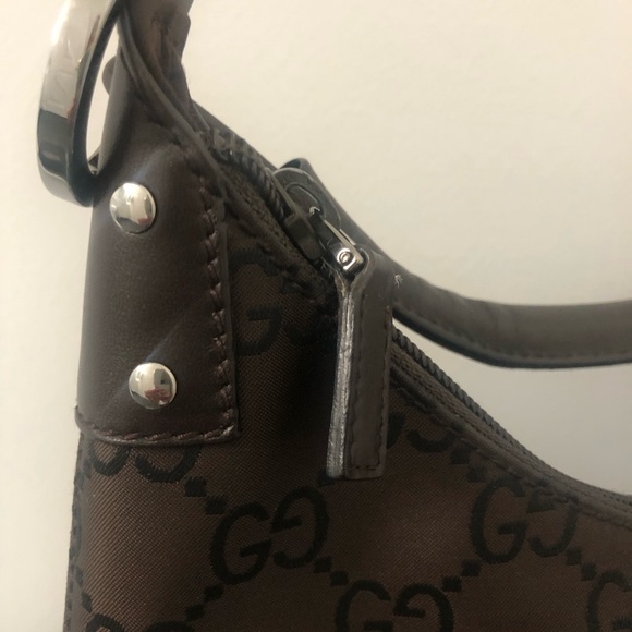 Gucci Authentic, LIKE NEW monogram handbag - Picture 15 of 15